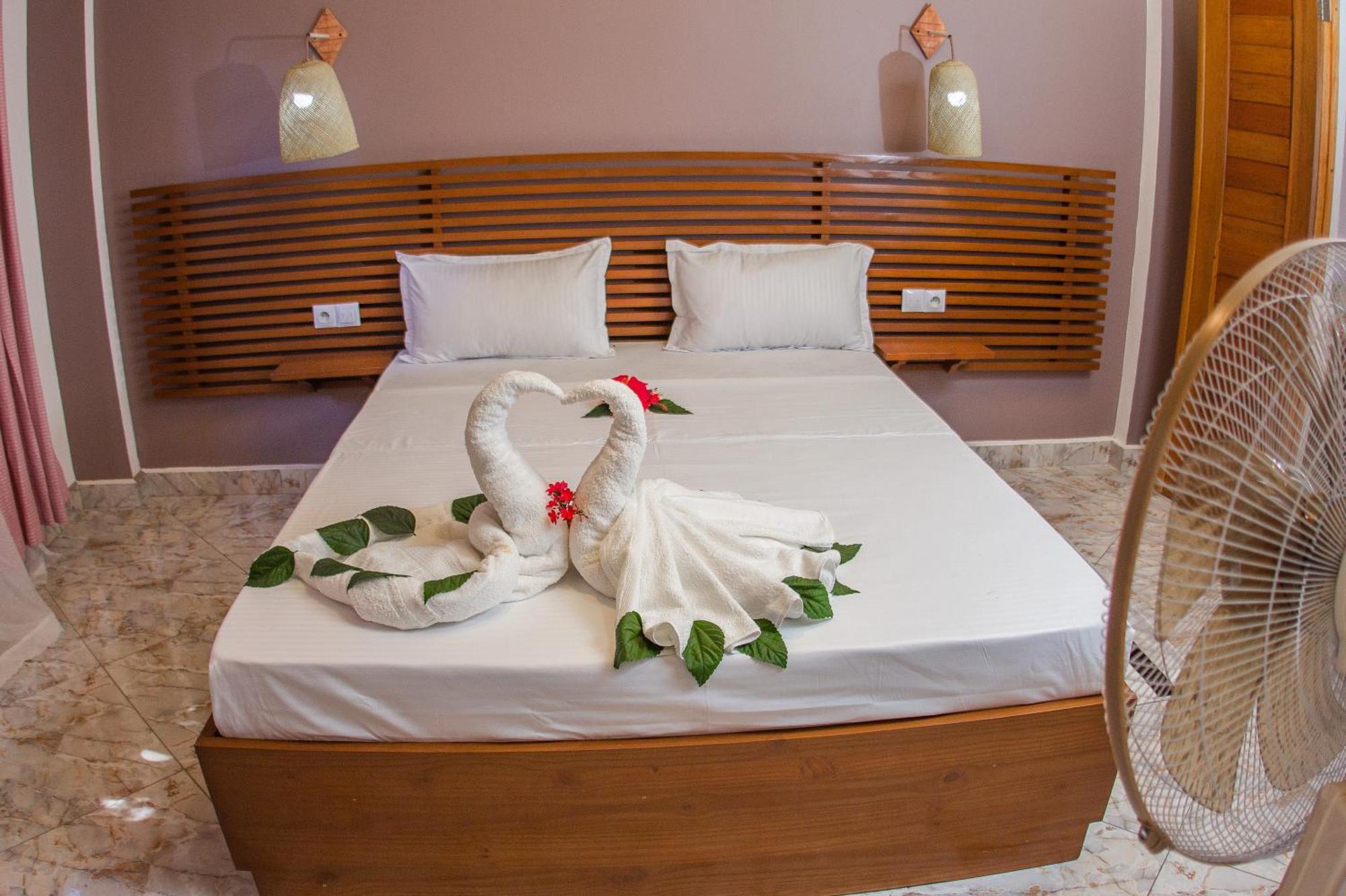 Cambria Hotel Нуси-Бе Экстерьер фото